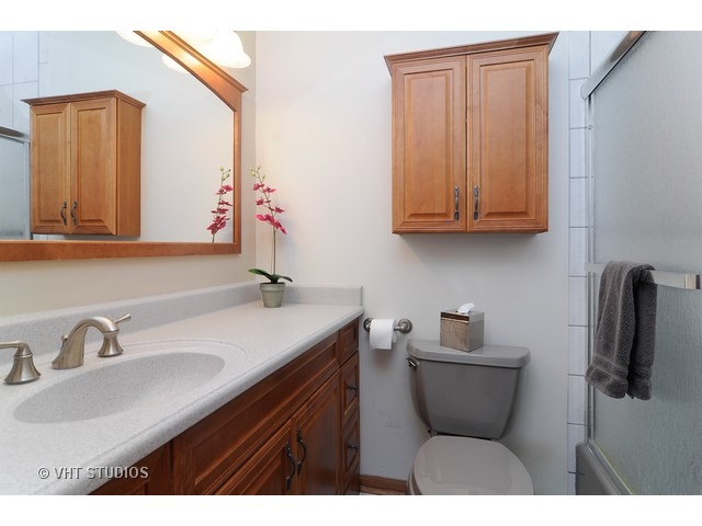 1630 Chesapeake Dr, Hoffman Estates, IL 60192 photo 12
