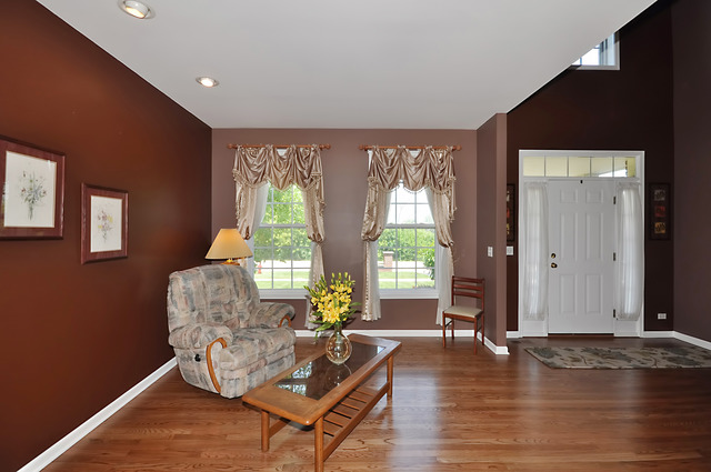 1011 Granger Rd, Bartlett, IL 60103 photo 8