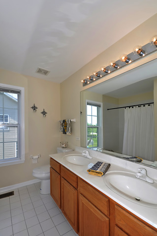 1011 Granger Rd, Bartlett, IL 60103 photo 20
