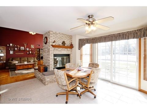 147 E Bergera Rd, Braidwood, IL 60408 photo 6