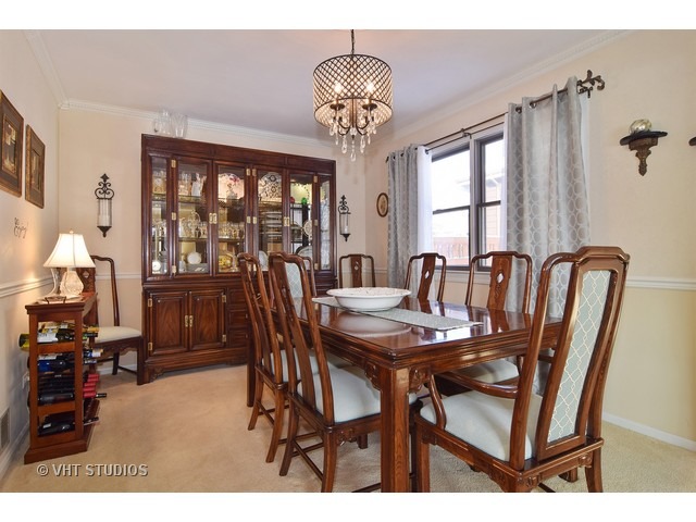 522 Logan St, Roselle, IL 60172 photo 7