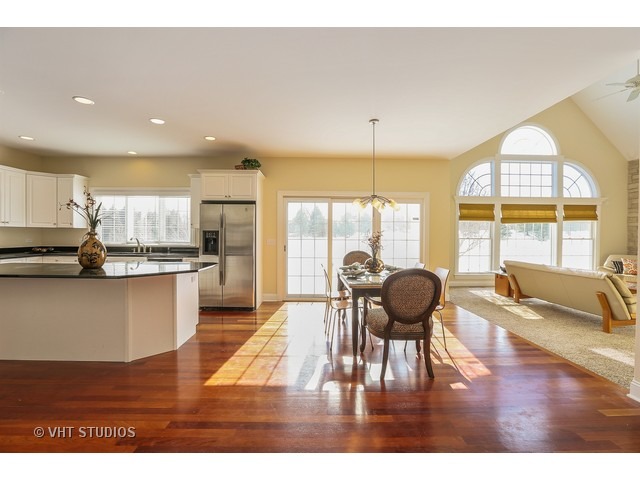 24579 Whispering Wheat Ln, Cary, IL 60013 photo 7