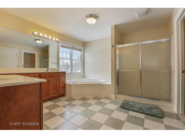 24579 Whispering Wheat Ln, Cary, IL 60013 photo 14