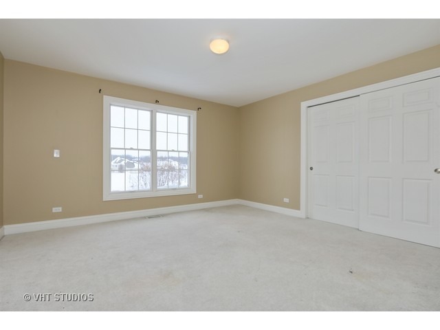 24579 Whispering Wheat Ln, Cary, IL 60013 photo 16