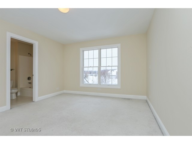24579 Whispering Wheat Ln, Cary, IL 60013 photo 15