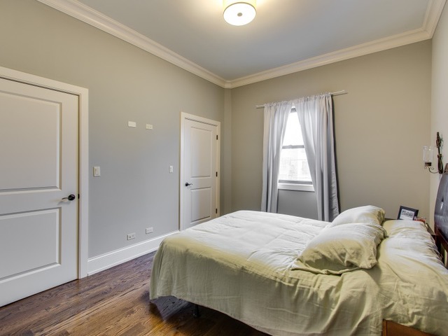 817 E Bowen Dr, Chicago, IL 60653 photo 23