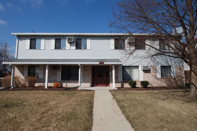 420 Echo Ln #3, Aurora, IL 60504 photo 1