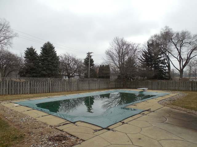 14 Chatham Cir, Kankakee, IL 60901 photo 17