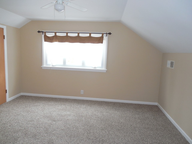 14 Chatham Cir, Kankakee, IL 60901 photo 11