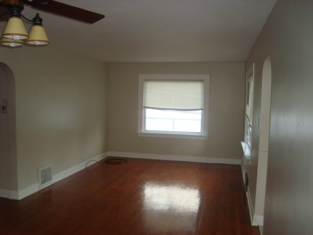 3218 Ann St, Lansing, IL 60438 photo 6