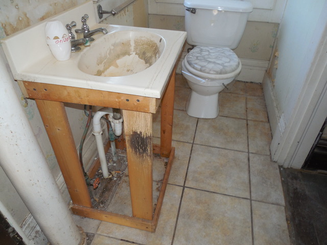 318 E 3rd St, Momence, IL 60954 photo 8