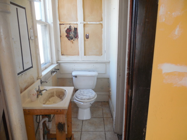 318 E 3rd St, Momence, IL 60954 photo 6