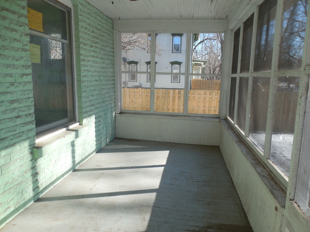 318 E 3rd St, Momence, IL 60954 photo 2
