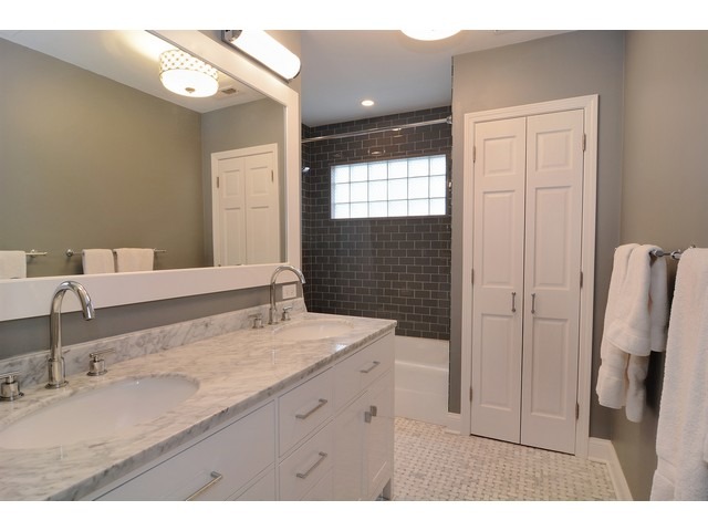 3639 N Hoyne Ave, Chicago, IL 60618 photo 21