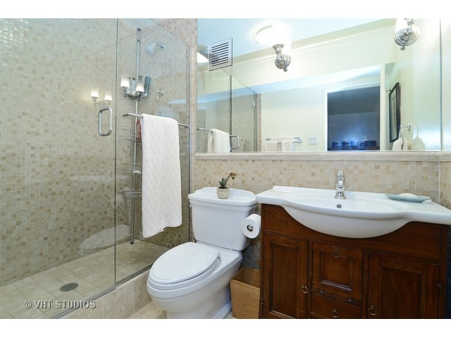 175 E Delaware Pl #6305, Chicago, IL 60611 photo 9