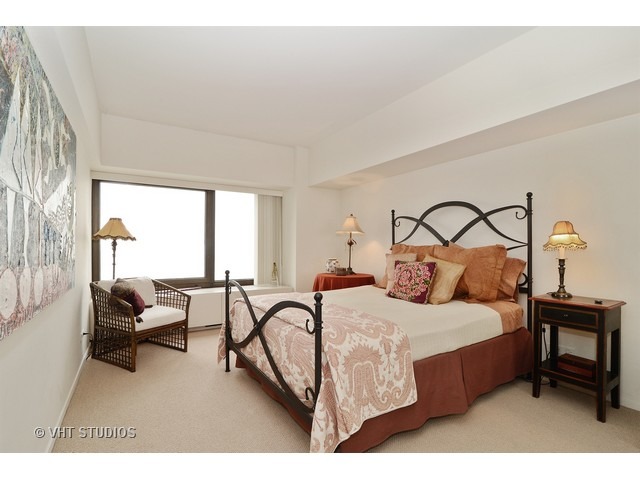 175 E Delaware Pl #6305, Chicago, IL 60611 photo 8