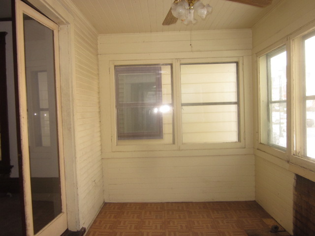 1010 Garnett Pl, Evanston, IL 60201 photo 3