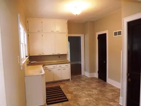941 E North St, Morris, IL 60450 photo 7