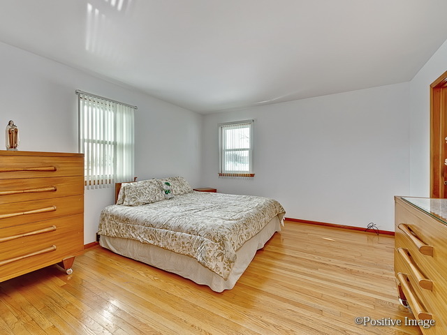 5909 W Maple Ave, Berkeley, IL 60163 photo 13