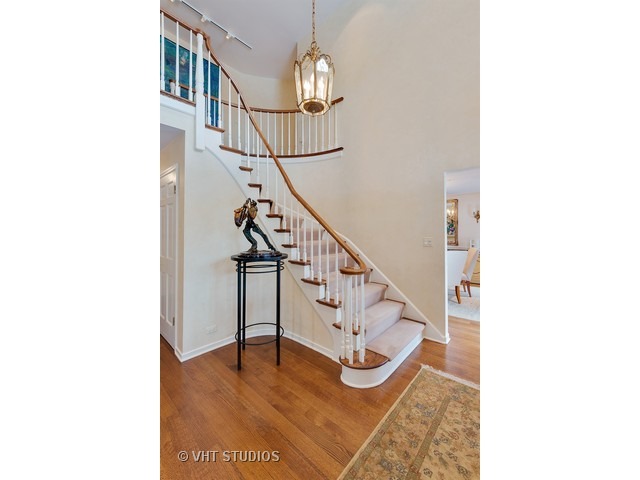 1160 Heather Rd, Deerfield, IL 60015 photo 3