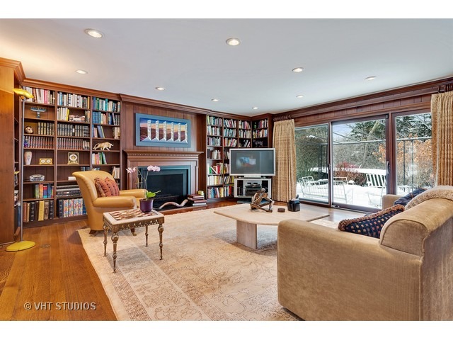1160 Heather Rd, Deerfield, IL 60015 photo 10