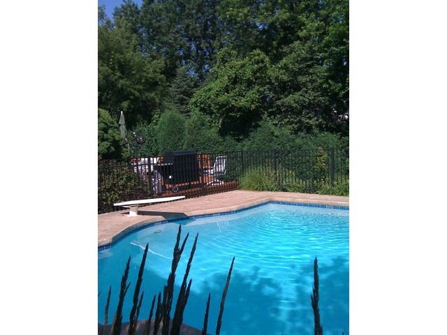 1160 Heather Rd, Deerfield, IL 60015 photo 24