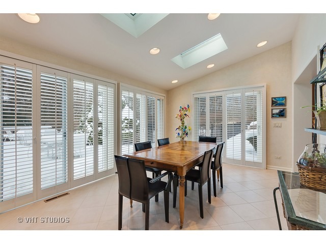 1160 Heather Rd, Deerfield, IL 60015 photo 8