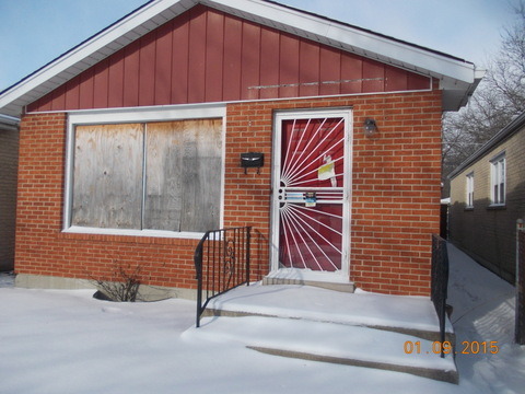 2220 E 100th St, Chicago, IL 60617 photo 2