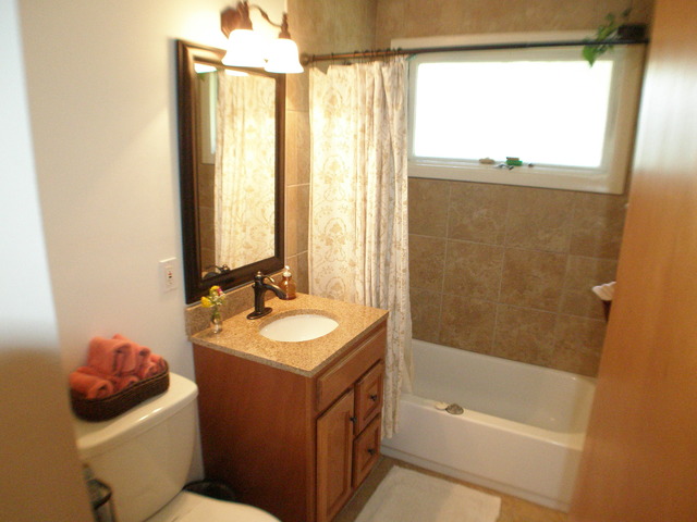 1937 Paddock Ln, Wheaton, IL 60187 photo 9