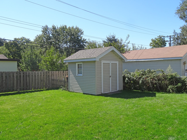 405 Bode Rd, Hoffman Estates, IL 60169 photo 24