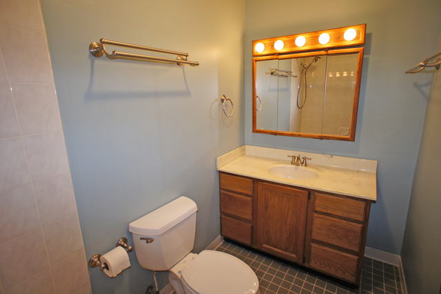 405 Bode Rd, Hoffman Estates, IL 60169 photo 16
