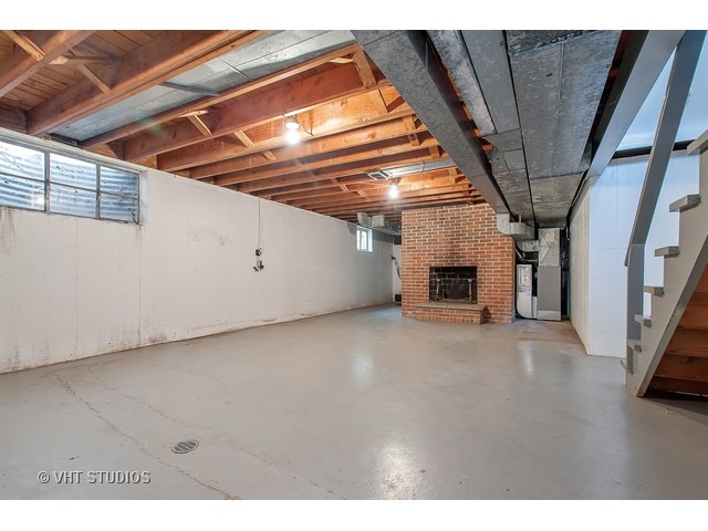 1327 Hackberry Ln, Winnetka, IL 60093 photo 11