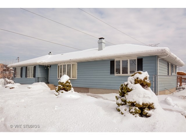 19037 Burnham Ave, Lansing, IL 60438 photo 1