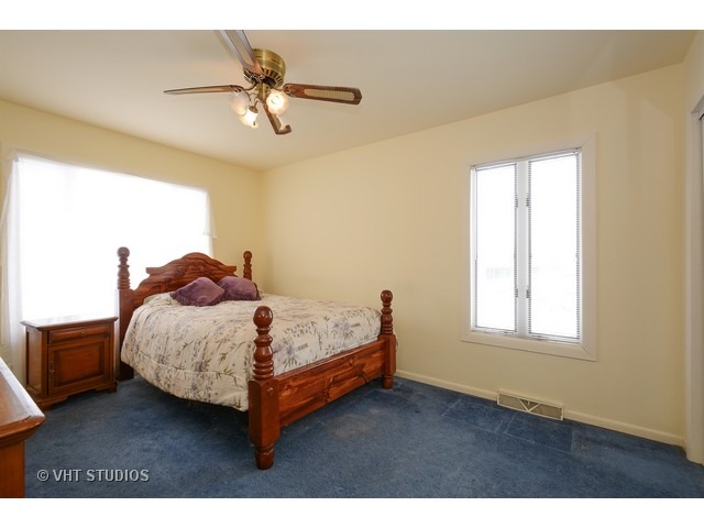 19037 Burnham Ave, Lansing, IL 60438 photo 8