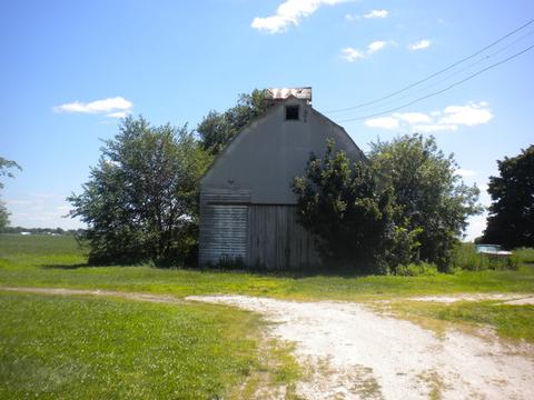 6585 E Main Rd, Gardner, IL 60424 photo 3
