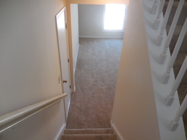 1280 Fairmont Rd, Hoffman Estates, IL 60169 photo 14