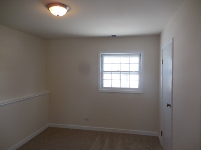 1280 Fairmont Rd, Hoffman Estates, IL 60169 photo 18