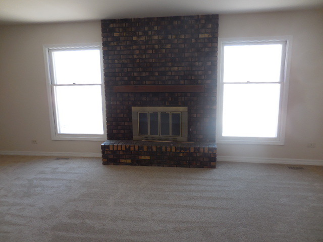 1280 Fairmont Rd, Hoffman Estates, IL 60169 photo 17