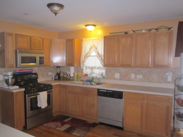 7206 S 78th Ave, Bridgeview, IL 60455 photo 8