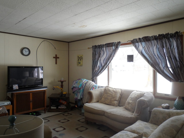 2150 N Everett St, Mount Morris, IL 61054 photo 3