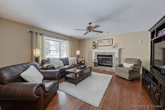 650 Saddle Ln, Aurora, IL 60505 photo 10