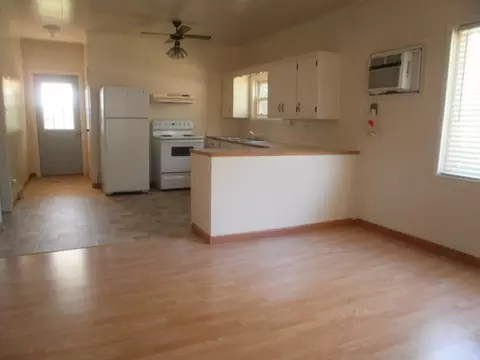 129 W 6th St, Spring Valley, IL 61362 photo 2