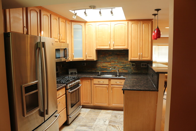 610 Baxter Ln, Hoffman Estates, IL 60169 photo 9