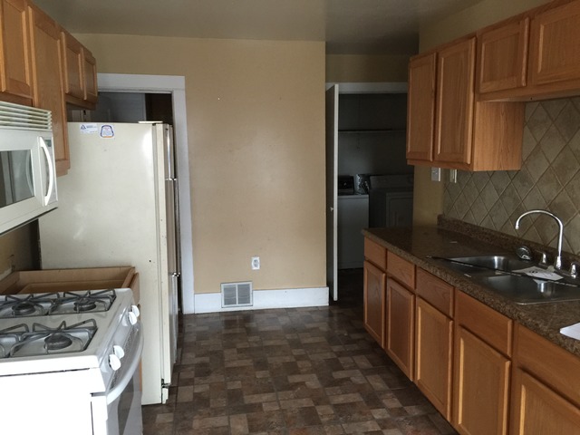 677 High St, Aurora, IL 60505 photo 20