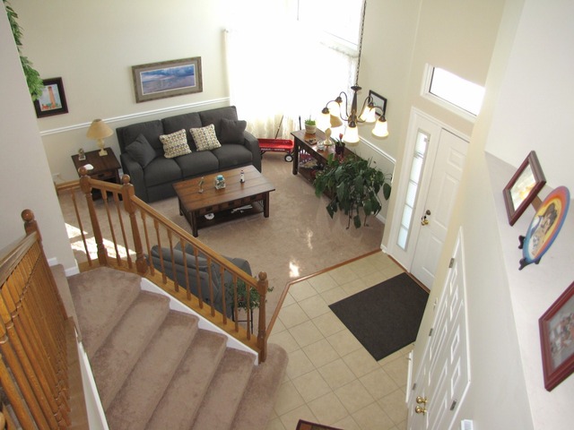1347 Beacon Ln, Bartlett, IL 60103 photo 3