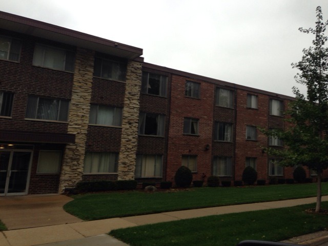 10210 Washington Ave #300, Oak Lawn, IL 60453 photo 1