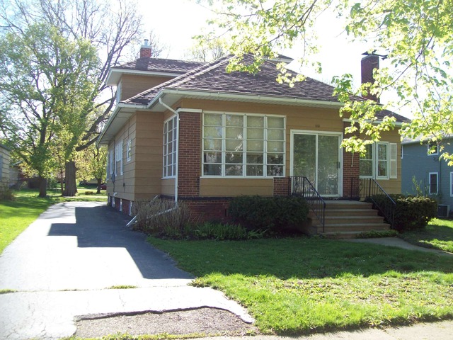 110 N Main St, Walnut, IL 61376 photo 13