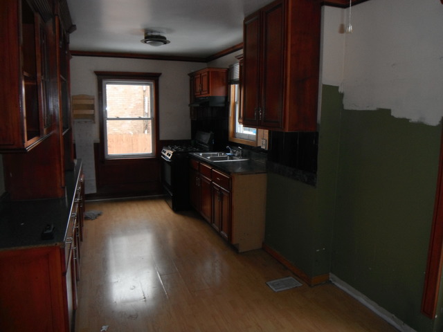 547 End Ave, Hillside, IL 60162 photo 4