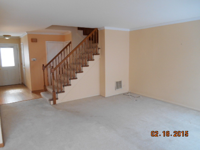 1245 Reading Ct, Wheaton, IL 60189 photo 4