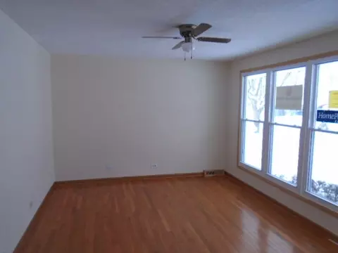 4409 Adele Ln, Oak Forest, IL 60452 photo 2